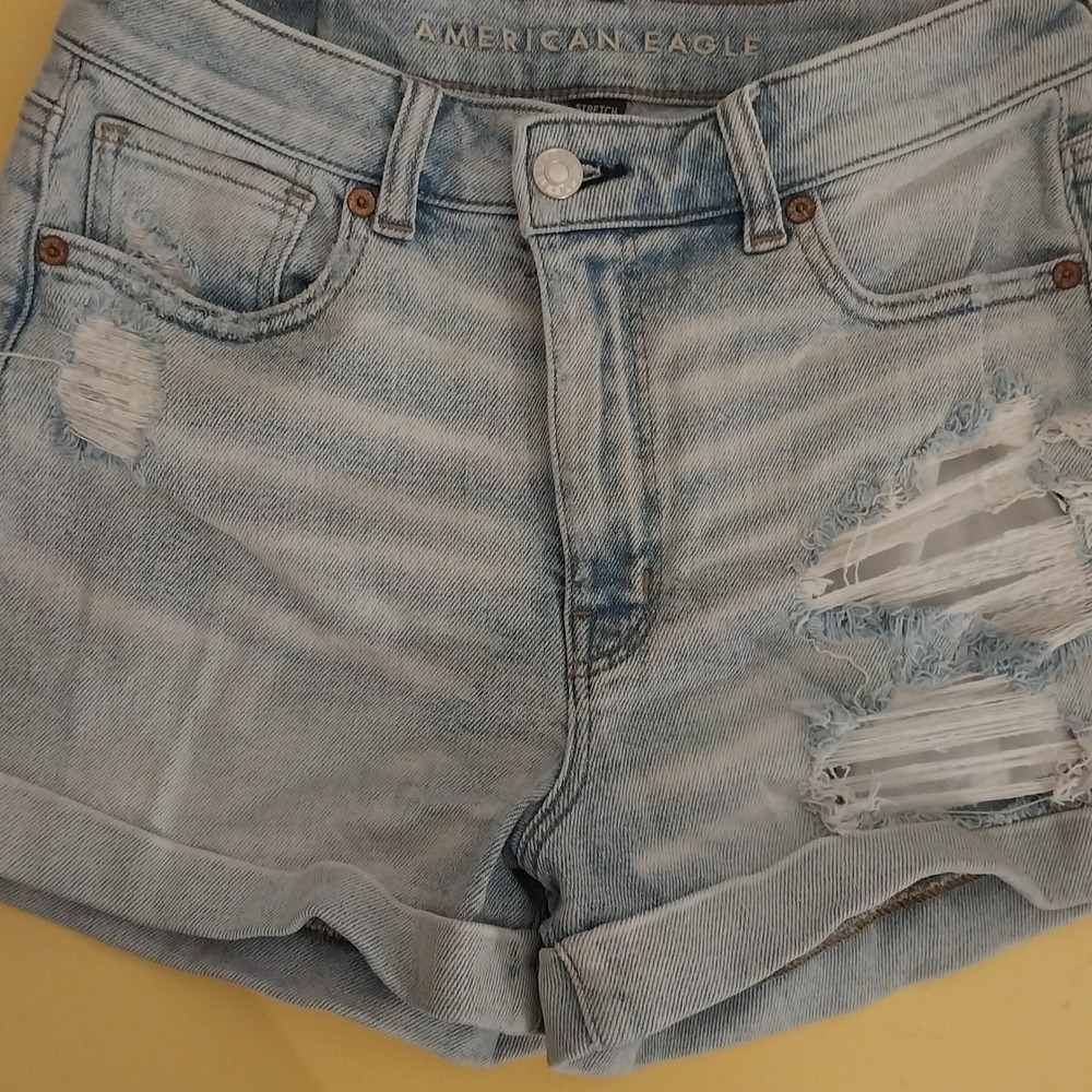 American Eagle distressed shorts, Size 4